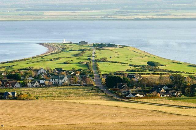 The Mended Drum Apartment Fortrose Bagian luar foto